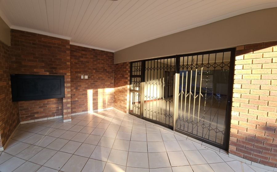 3 Bedroom Property for Sale in Bayswater Free State